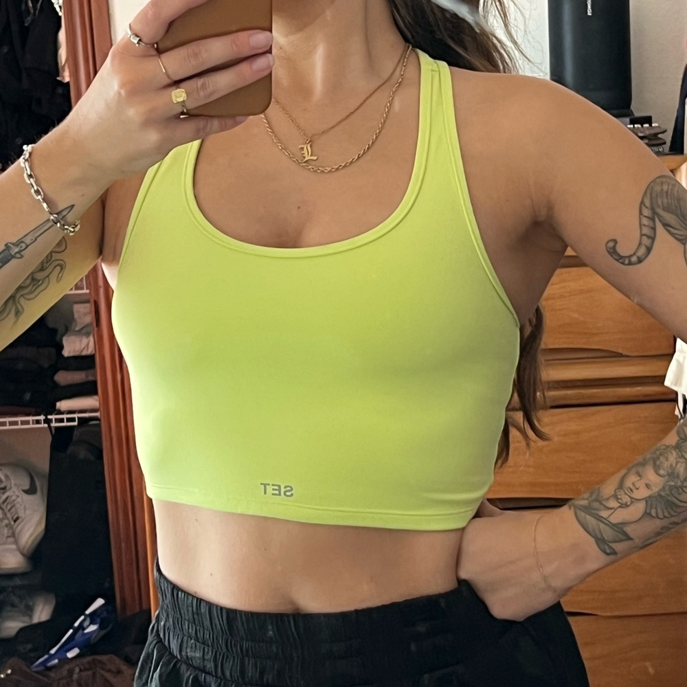 SET ACTIVE Sportbody Sports Bra Top Highlighter